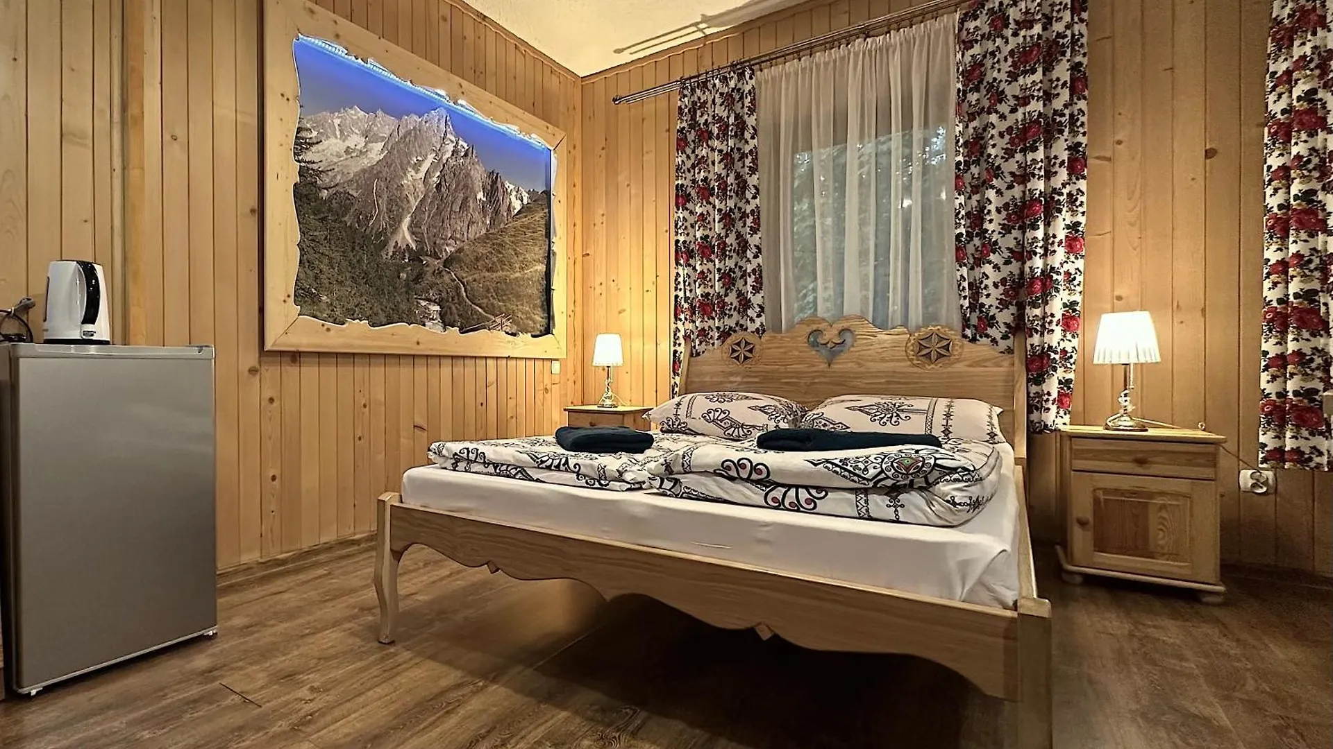 Wesola Chatka Zakopane - Krupowki 37A -Centrum Homestay